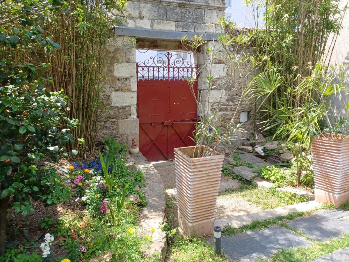 Logement Entier - Le Pigeonnier De La Plume Нант Екстериор снимка